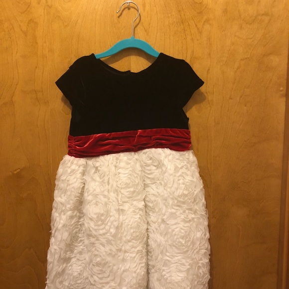 Toddler Holiday dresses - Picture 1 of 1